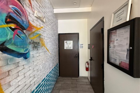 Propiedad comercial en venta en Miami Beach, Florida № 1756305 - foto 20