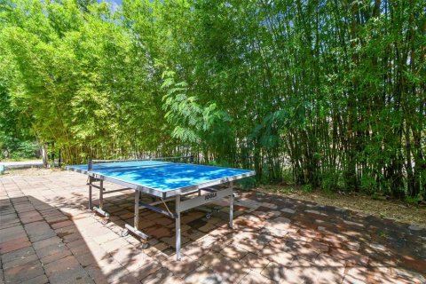 House in Tampa, Florida 8 bedrooms, 299.52 sq.m. № 1852914 - photo 25