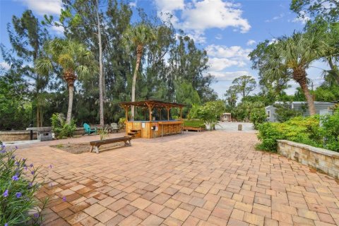 House in Tampa, Florida 8 bedrooms, 299.52 sq.m. № 1852914 - photo 27