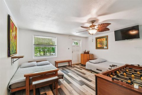 House in Tampa, Florida 8 bedrooms, 299.52 sq.m. № 1852914 - photo 16