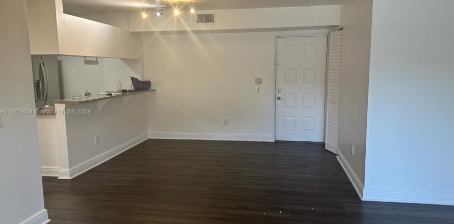 Condo à Hollywood, Floride, 3 chambres  № 2012743