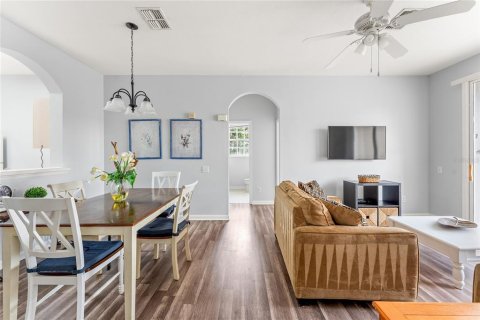 Copropriété à vendre à Kissimmee, Floride: 3 chambres, 117.8 m2 № 2377488 - photo 4