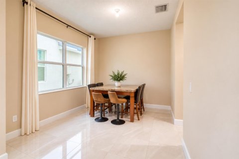 Villa ou maison à vendre à Westlake, Floride: 4 chambres, 291.9 m2 № 2413258 - photo 16