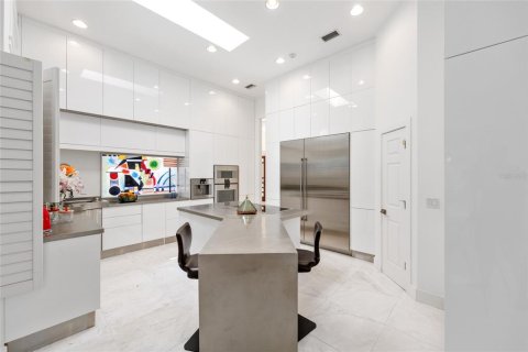 Villa ou maison à vendre à Ocala, Floride: 4 chambres, 358.51 m2 № 1876090 - photo 12