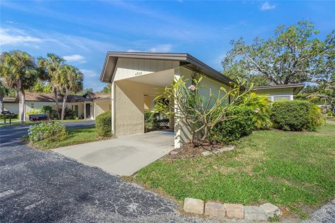 Condo in Sarasota, Florida, 2 bedrooms  № 1534238 - photo 3