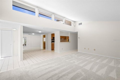 Condo in Sarasota, Florida, 2 bedrooms  № 1534238 - photo 6