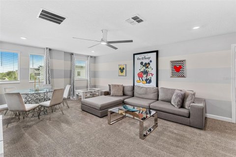 Villa ou maison à vendre à Davenport, Floride: 7 chambres, 373.37 m2 № 2322513 - photo 13