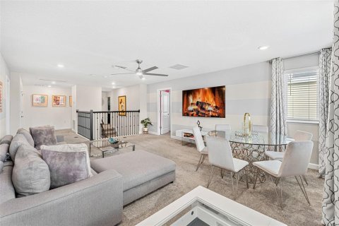 Villa ou maison à vendre à Davenport, Floride: 7 chambres, 373.37 m2 № 2322513 - photo 12