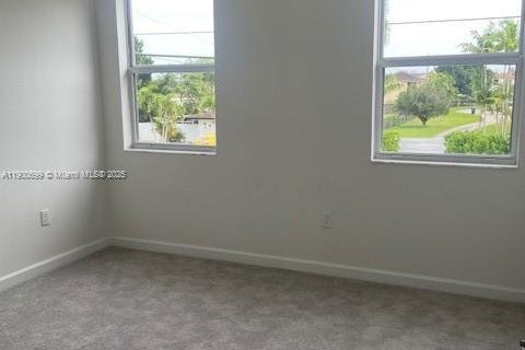 Adosado en alquiler en Miami, Florida, 3 dormitorios № 1952071 - foto 10