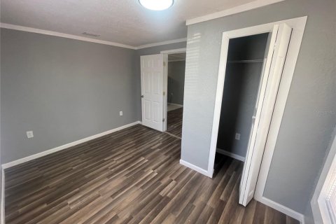 House in Fort Meade, Florida 3 bedrooms, 146.88 sq.m. № 2155379 - photo 21