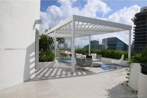 Снять в аренду кондоминиум в Майами, Флорида 1 спальня, 63.55м2, № 2055583 - фото 19