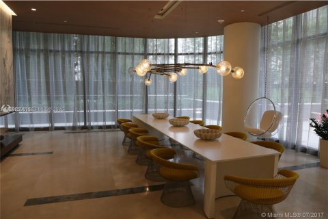 Снять в аренду кондоминиум в Майами, Флорида 1 спальня, 63.55м2, № 2055583 - фото 30