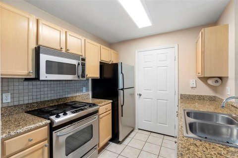 Condo in Orange City, Florida, 3 bedrooms  № 1827090 - photo 8