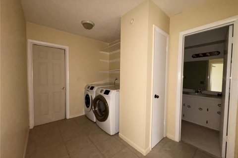 Villa ou maison à louer à Winter Haven, Floride: 3 chambres, 154.59 m2 № 2115827 - photo 22