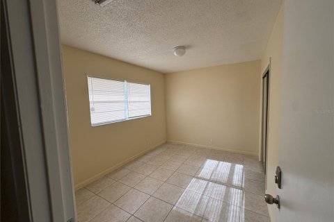 Villa ou maison à louer à Winter Haven, Floride: 3 chambres, 154.59 m2 № 2115827 - photo 19