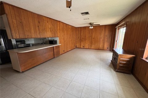 Villa ou maison à louer à Winter Haven, Floride: 3 chambres, 154.59 m2 № 2115827 - photo 11