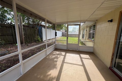 Villa ou maison à louer à Winter Haven, Floride: 3 chambres, 154.59 m2 № 2115827 - photo 30
