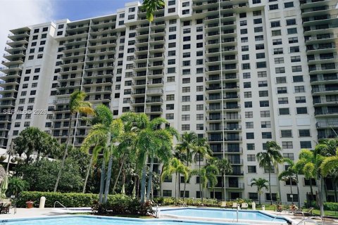Condo in Aventura, Florida, 2 bedrooms  № 2088988