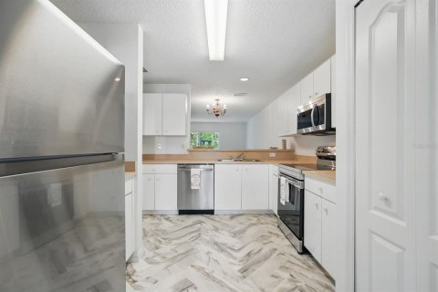 Townhouse in Port Orange, Florida 2 bedrooms, 128.11 sq.m. № 1691011 - photo 9
