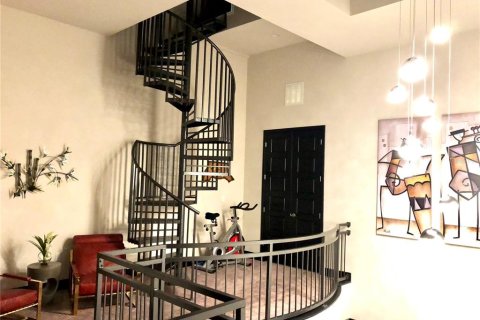 Adosado en alquiler en Tampa, Florida, 3 dormitorios, 149.85 m2 № 1870496 - foto 18