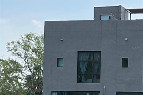 Adosado en alquiler en Tampa, Florida, 3 dormitorios, 149.85 m2 № 1870496 - foto 8