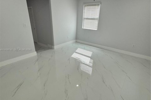 Купить виллу или дом в Помпано-Бич, Флорида 3 спальни, 82.96м2, № 1997048 - фото 8