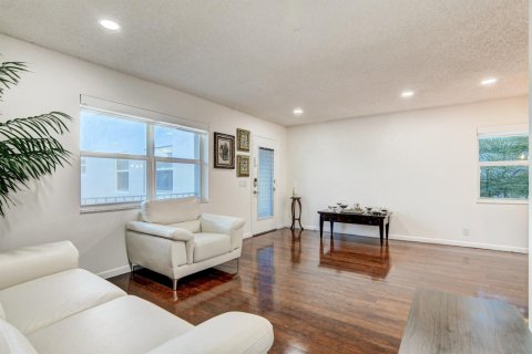 Condominio en venta en Delray Beach, Florida, 1 dormitorio, 70.61 m2 № 2154991 - foto 4
