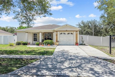 Casa en Tampa, Florida 4 dormitorios, 132.39 m2 № 2150681