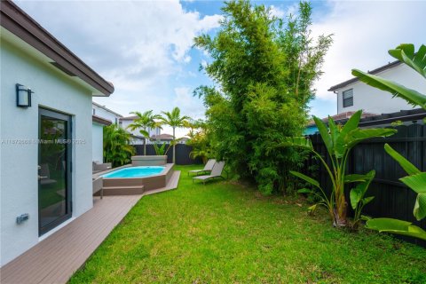 Villa ou maison à vendre à Miami, Floride: 4 chambres, 176.89 m2 № 1927963 - photo 10