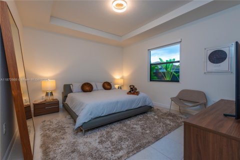 Villa ou maison à vendre à Miami, Floride: 4 chambres, 176.89 m2 № 1927963 - photo 29