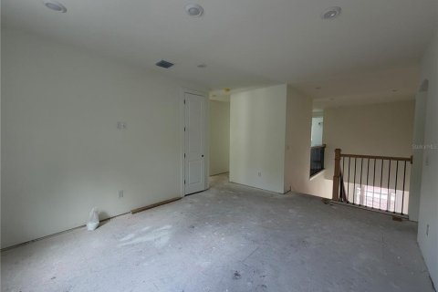House in Tampa, Florida 5 bedrooms, 296.54 sq.m. № 2224370 - photo 13