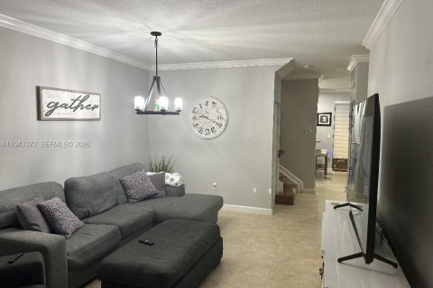 Touwnhouse à vendre à Homestead, Floride: 4 chambres, 161.28 m2 № 2004770 - photo 2