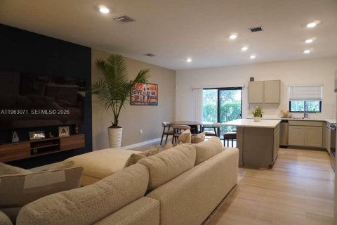 Touwnhouse à louer à Pompano Beach, Floride: 3 chambres, 148.36 m2 № 2026668 - photo 10