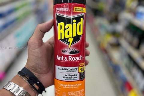 Propiedad comercial en venta en Miami, Florida № 1990318 - foto 5