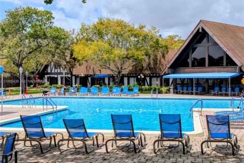 Copropriété à vendre à Lauderhill, Floride: 2 chambres, 117.06 m2 № 2066122 - photo 17