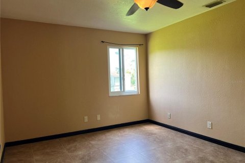 Condominio en alquiler en Punta Gorda, Florida, 2 dormitorios, 97.18 m2 № 2095803 - foto 17