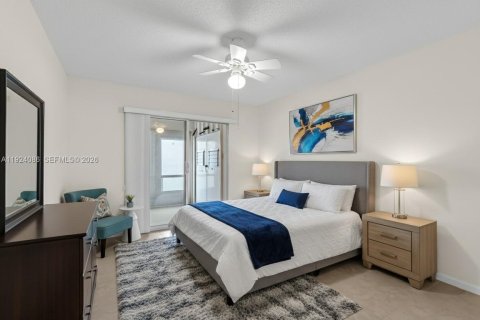 Condo in Deerfield Beach, Florida, 2 bedrooms  № 1982679 - photo 26