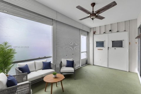 Condo in Deerfield Beach, Florida, 2 bedrooms  № 1982679 - photo 22