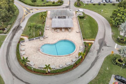 Condo in Deerfield Beach, Florida, 2 bedrooms  № 1982679 - photo 6