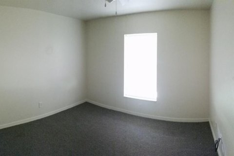 Immobilier commercial à vendre à Ocala, Floride: 6 chambres, 200.67 m2 № 2215003 - photo 8