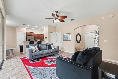 Townhouse in Tampa, Florida 3 bedrooms, 184.69 sq.m. № 2093983 - photo 9