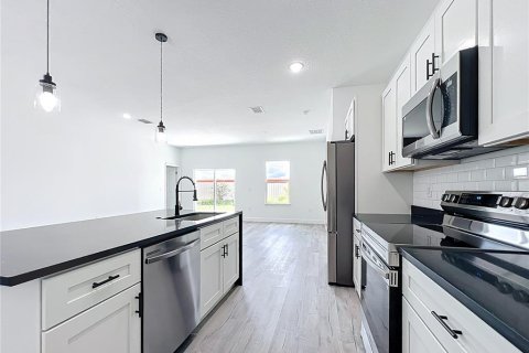 Casa en venta en Ocala, Florida, 4 dormitorios, 163.97 m2 № 1906663 - foto 12