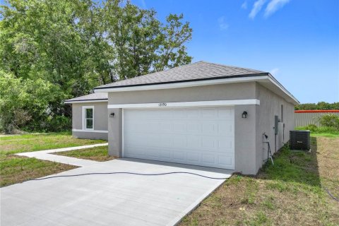 Casa en venta en Ocala, Florida, 4 dormitorios, 163.97 m2 № 1906663 - foto 1