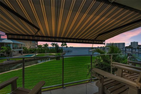 Condo in Dunedin, Florida, 2 bedrooms  № 2266991 - photo 16