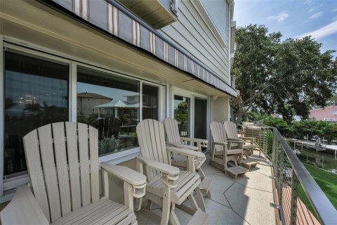 Condo in Dunedin, Florida, 2 bedrooms  № 2266991 - photo 19