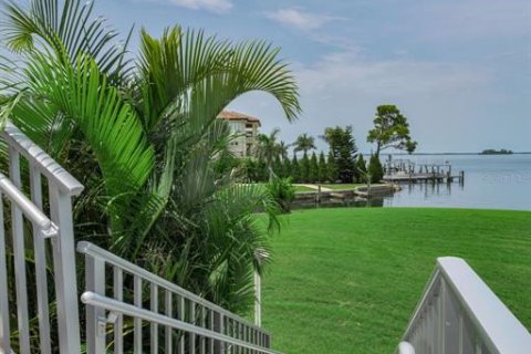 Condo in Dunedin, Florida, 2 bedrooms  № 2266991 - photo 21