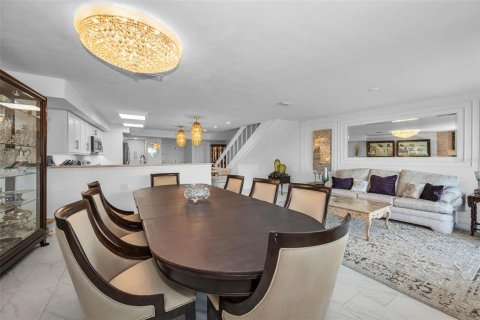 Condo in Dunedin, Florida, 2 bedrooms  № 2266991 - photo 27