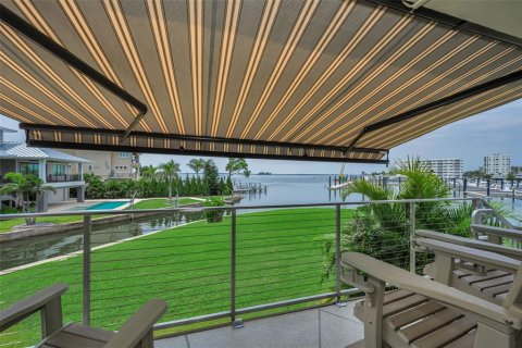 Condo in Dunedin, Florida, 2 bedrooms  № 2266991 - photo 17