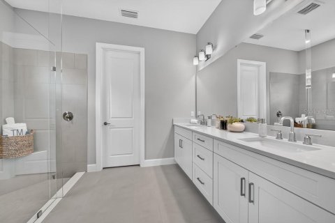Casa en venta en Kissimmee, Florida, 3 dormitorios, 213.3 m2 № 2291599 - foto 4