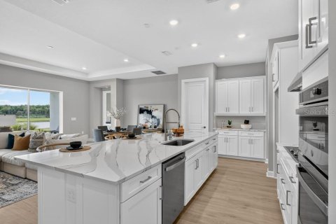Casa en venta en Kissimmee, Florida, 3 dormitorios, 213.3 m2 № 2291599 - foto 8